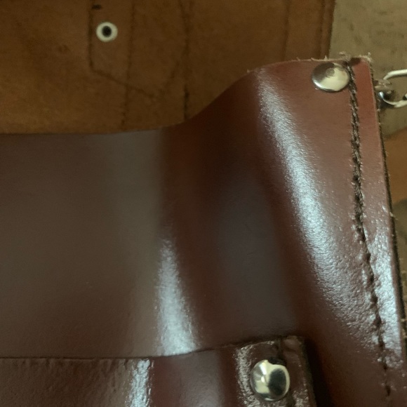 Vintage Leather Messenger Bag with Handle and Strap - Picture 9 of 12